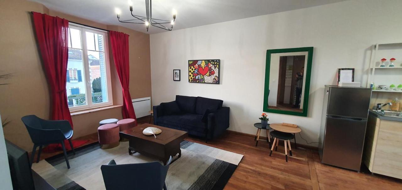 Appartements Cdg Joigny Ngoại thất bức ảnh