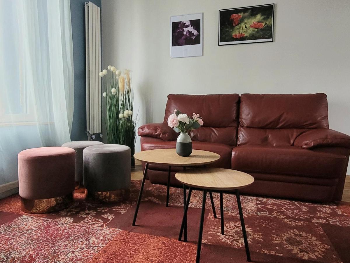 Appartements Cdg Joigny Ngoại thất bức ảnh