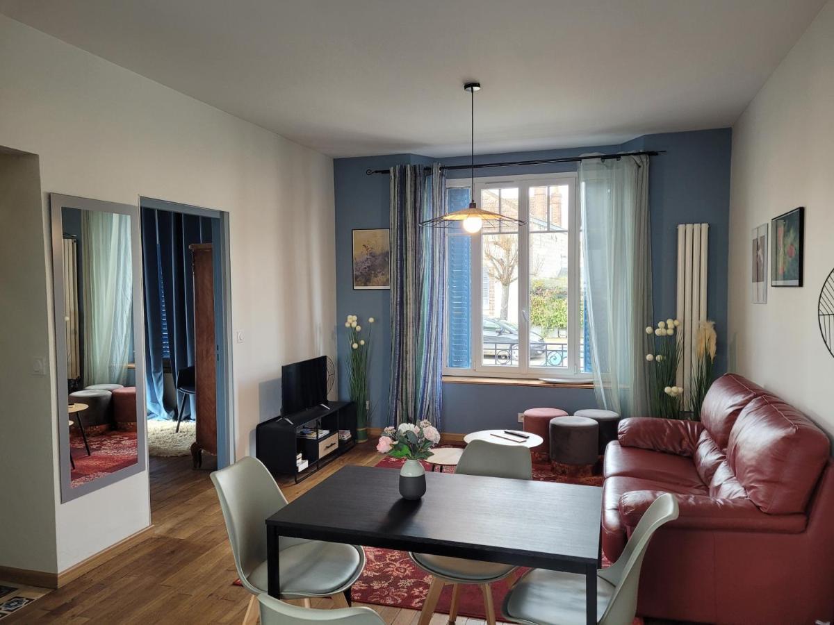 Appartements Cdg Joigny Ngoại thất bức ảnh