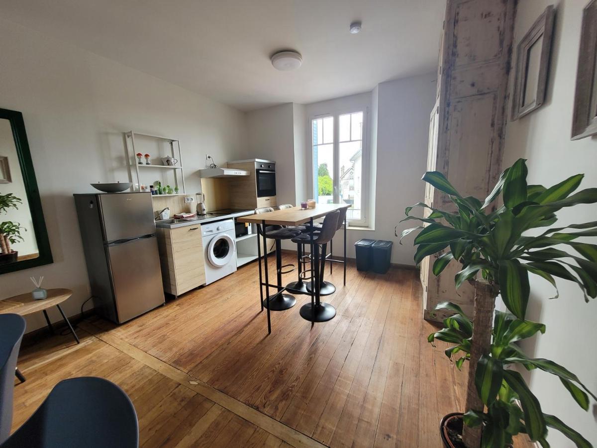 Appartements Cdg Joigny Ngoại thất bức ảnh