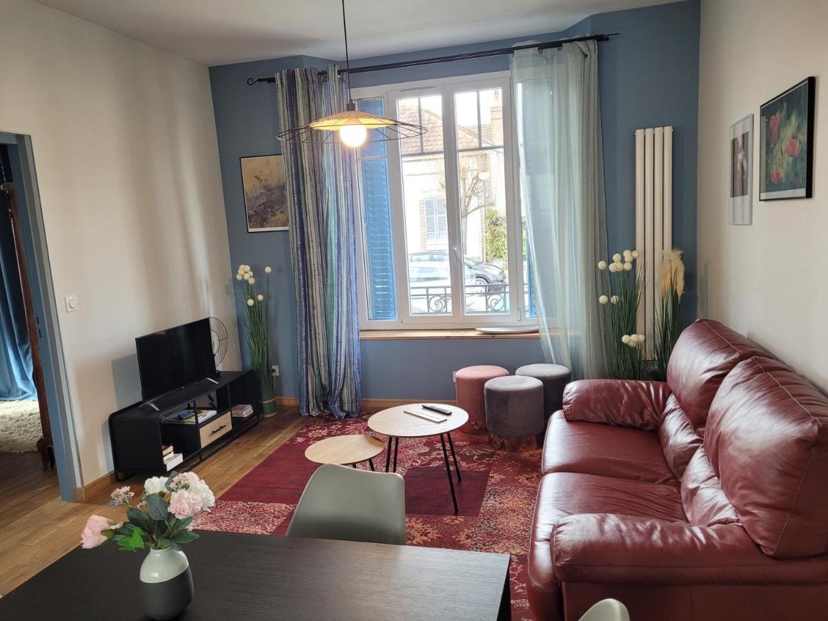 Appartements Cdg Joigny Ngoại thất bức ảnh