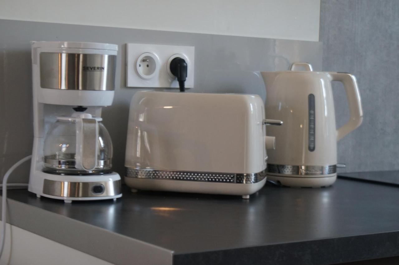 Appartements Cdg Joigny Ngoại thất bức ảnh