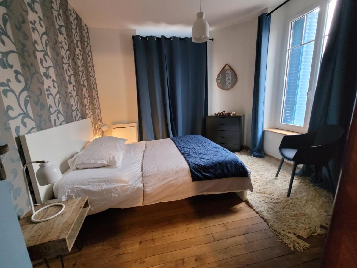 Appartements Cdg Joigny Phòng bức ảnh