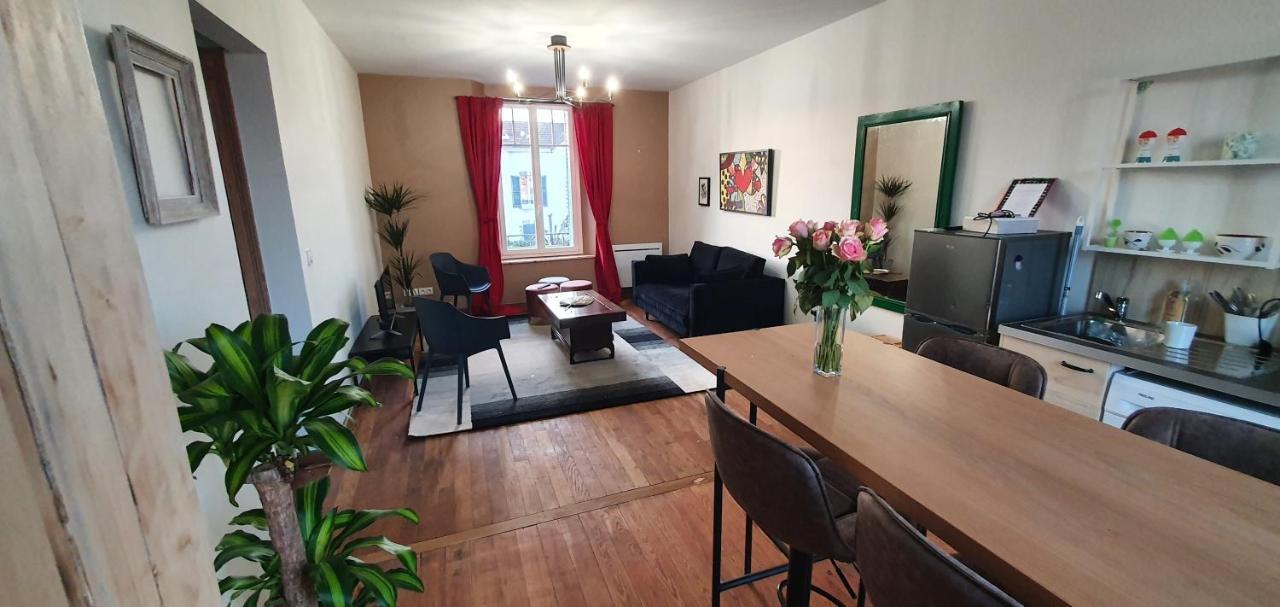 Appartements Cdg Joigny Ngoại thất bức ảnh