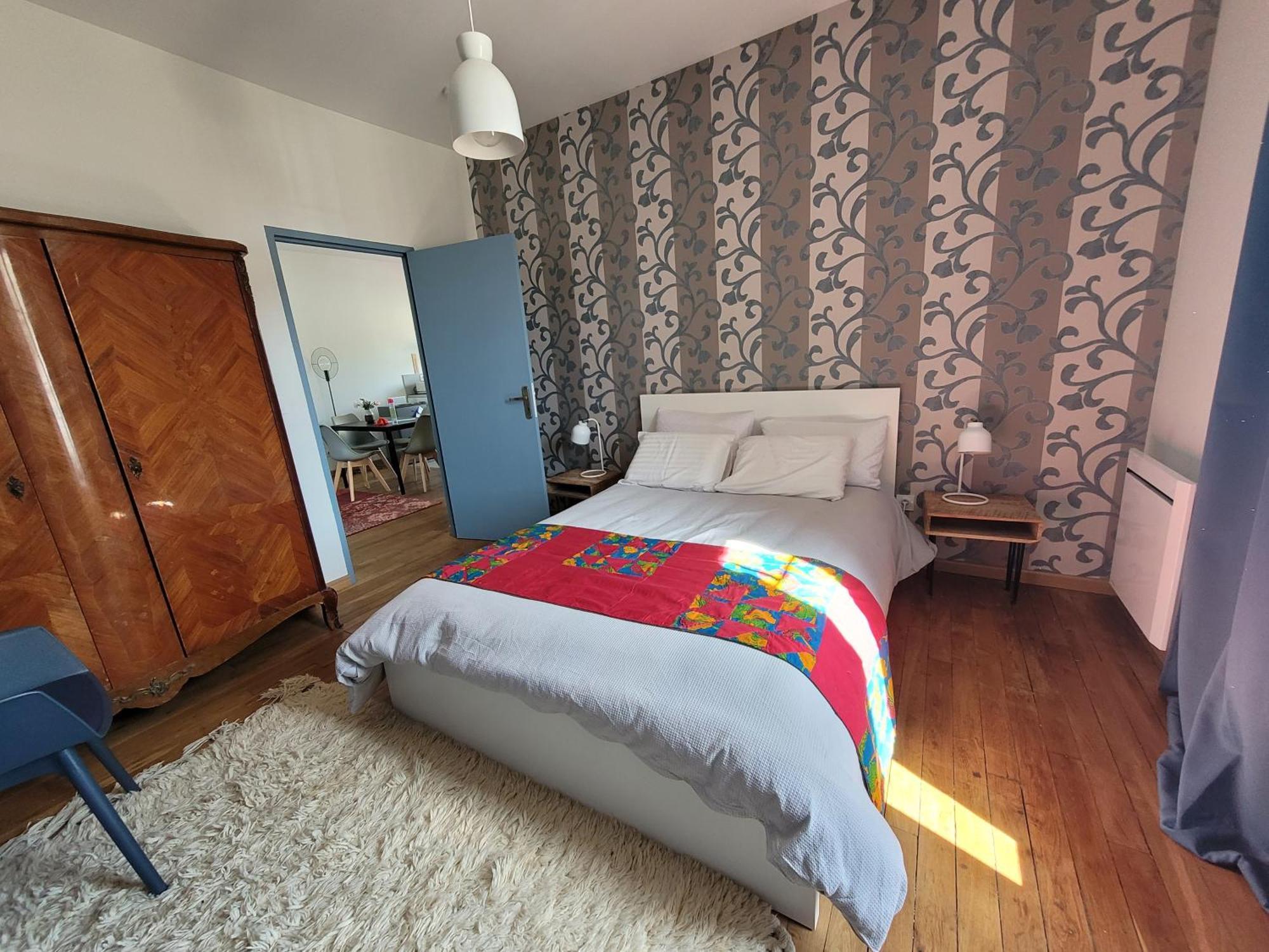 Appartements Cdg Joigny Phòng bức ảnh